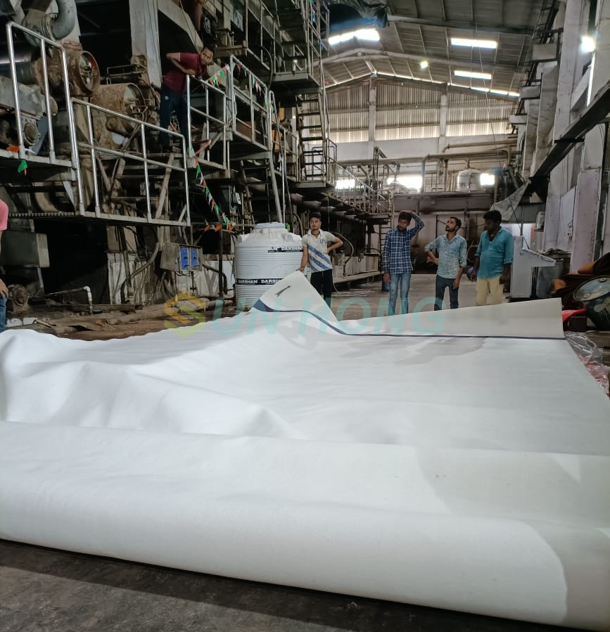 Papan pulpa merasakan pembuatan kertas