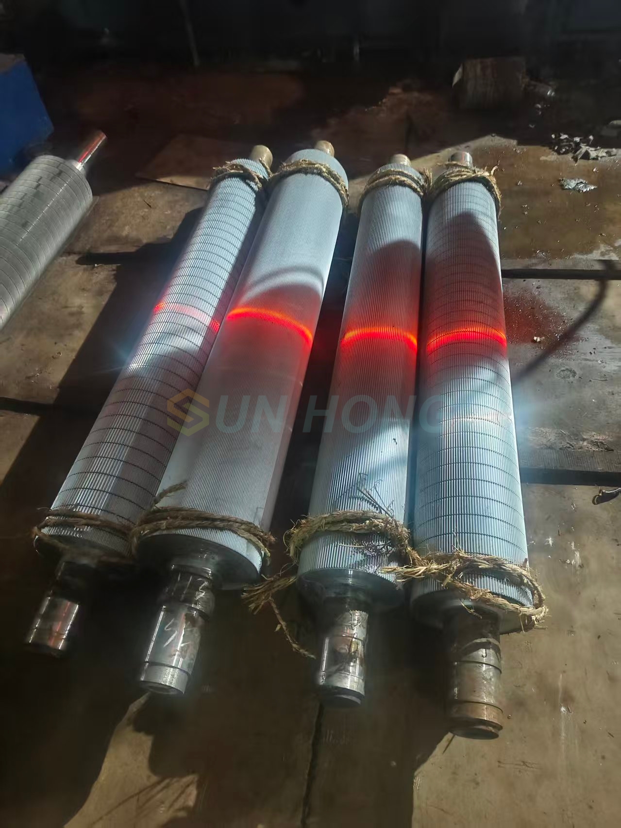 Gulung Beralun Bersalut Tungsten Carbide 