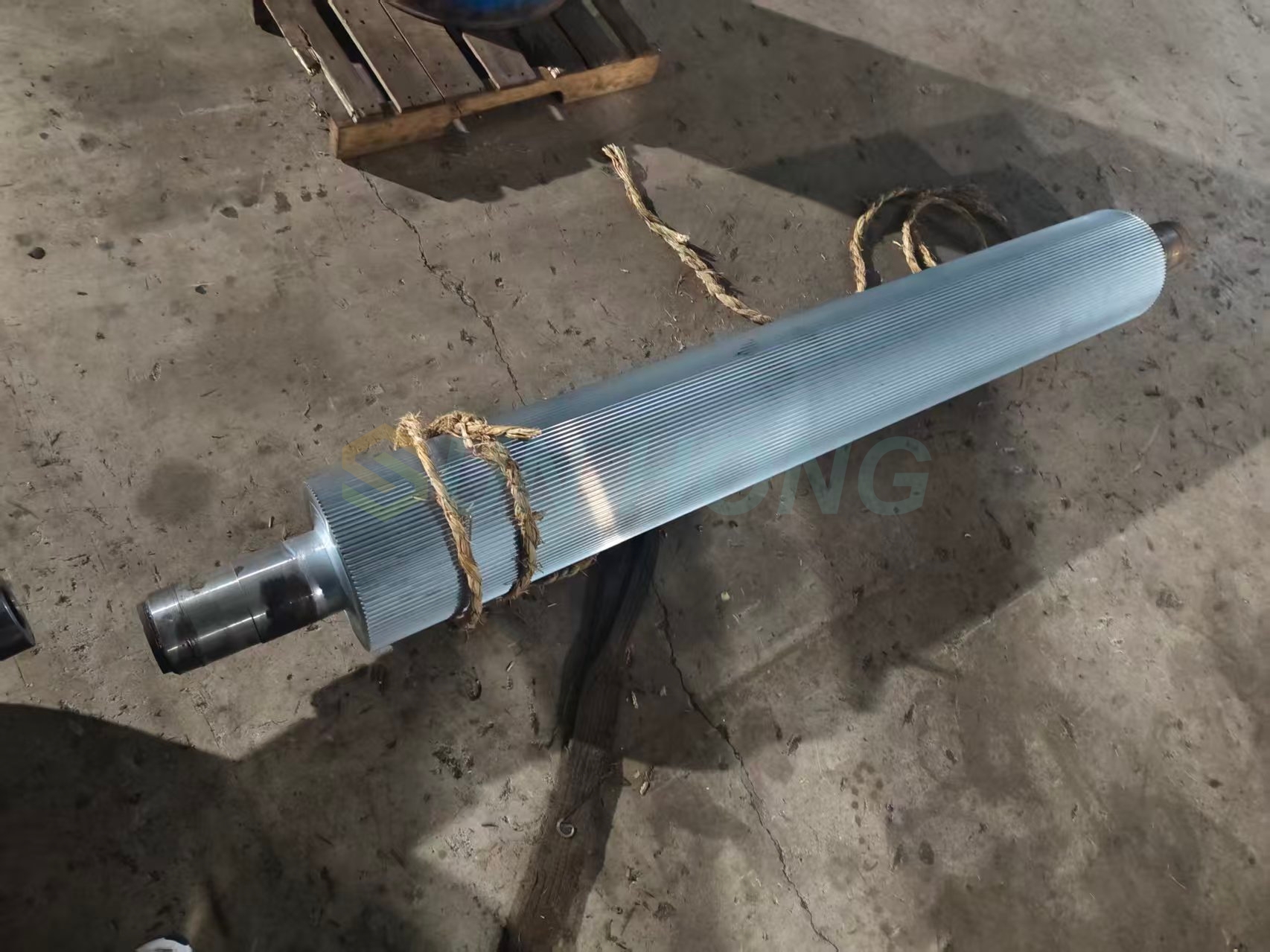 Gulung Beralun Bersalut Tungsten Carbide 