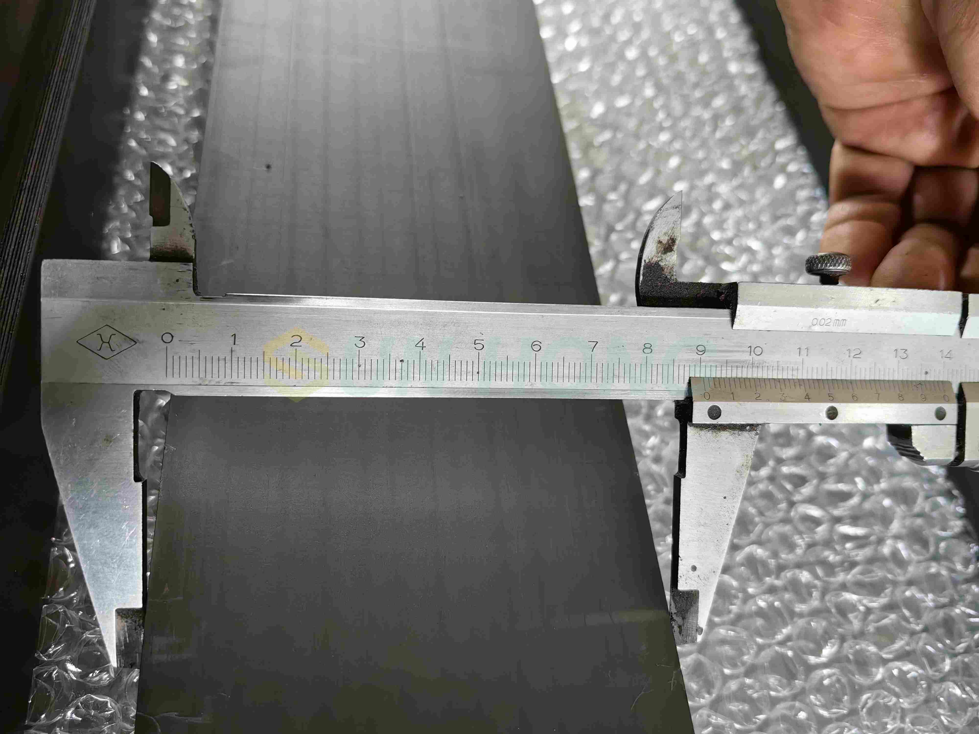 Mesin Kertas Suction Roll UHMW Jalur Pengedap Grafit Getah
