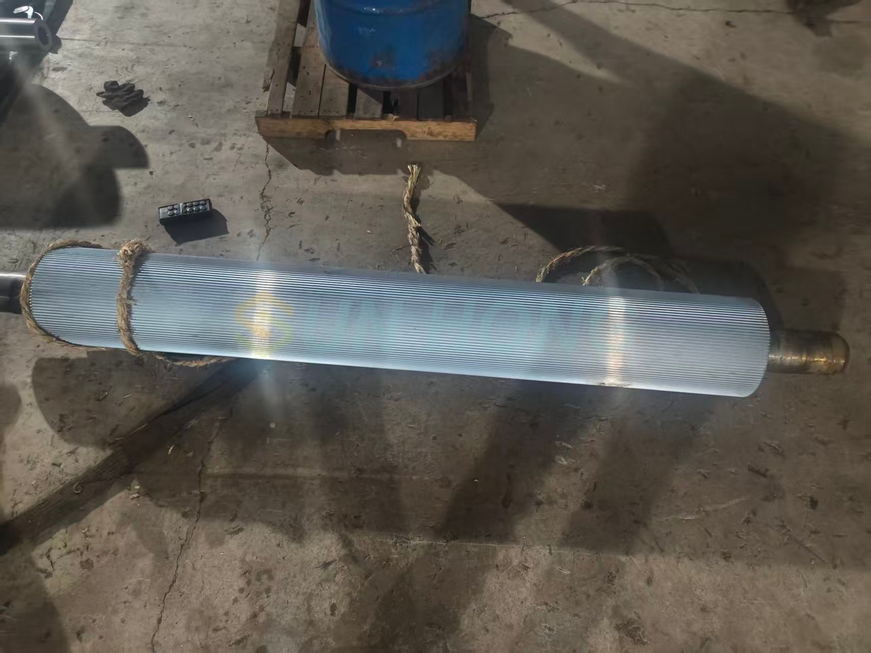 Gulung Beralun Bersalut Tungsten Carbide 