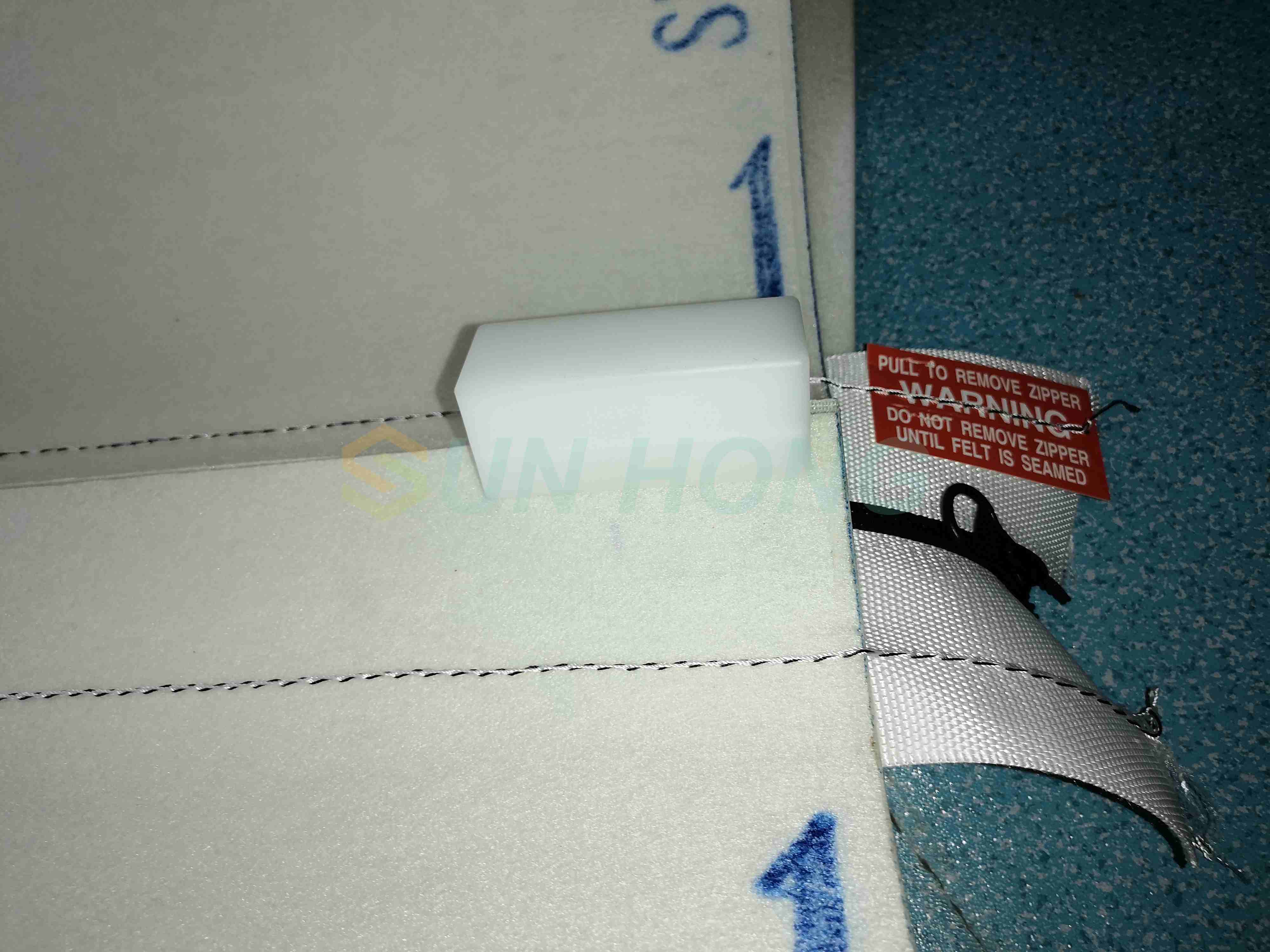 Pakaian mesin kertas haus dan degradasi